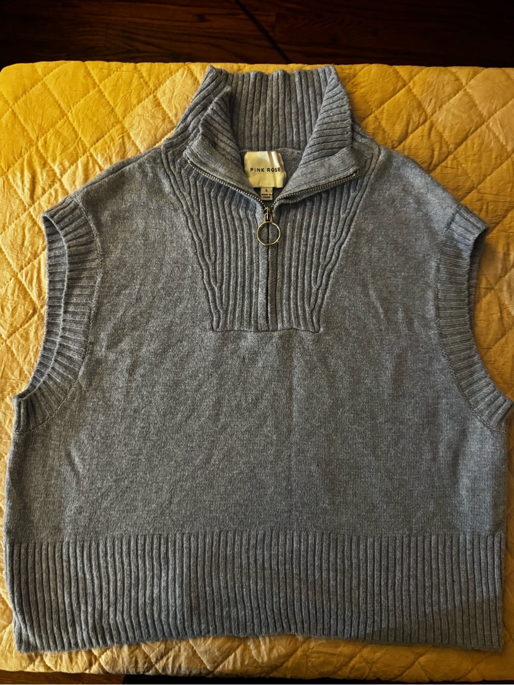 Pink Rose Men's Light Gray Knit Sleeveless Half-Zip Sweater Vest